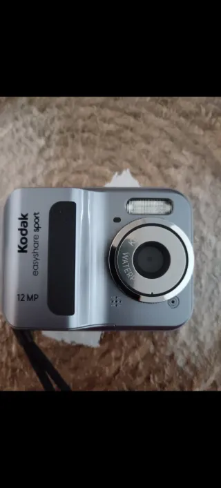 Cámara digital Kodak Easyshare Sport 12 MP