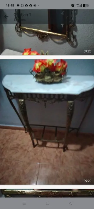 Mesa consola de bronce y mármol