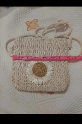 Bolso de rafia con flor de Shein