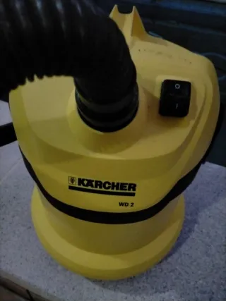 Aspirador Kärcher WD 2