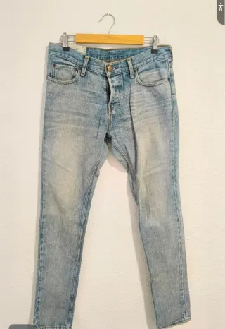 Vaqueros Hollister W32 L34