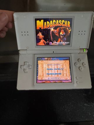 Nintendo DS Lite + Gioco Madagascar