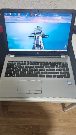 Portátil HP Notebook 250 G6