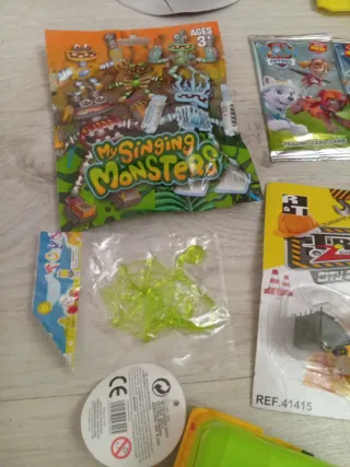 Lote Juguetes Nuevos con Mochila Pokémon