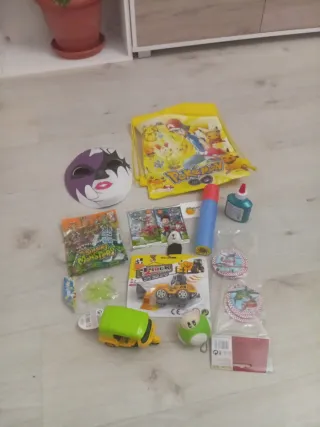 Lote Juguetes Nuevos con Mochila Pokémon