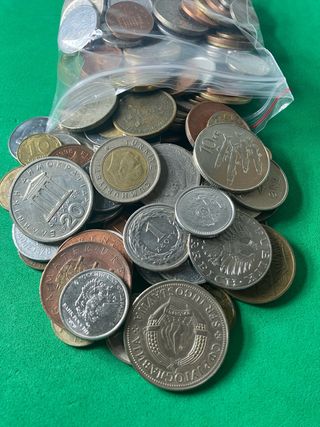 L#582 0,8 Kilos de monedas de diferentes