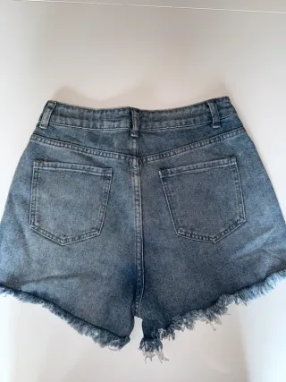 Pantaloncini Jeans Donna Strappati