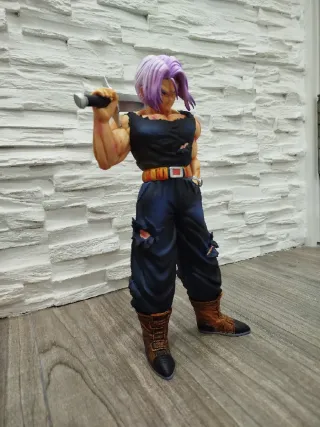 Figura Trunks del Futuro