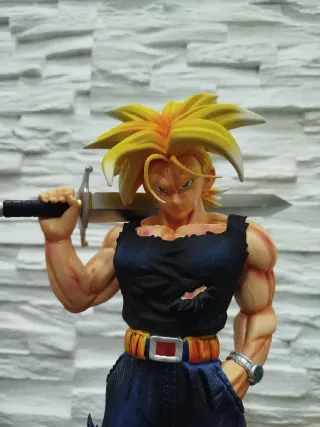 Figura Trunks del Futuro