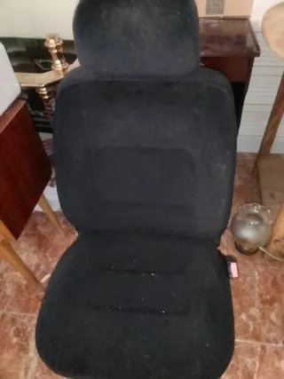 Asiento de coche negro