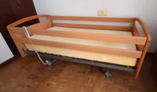Cama articulada eléctrica con mando