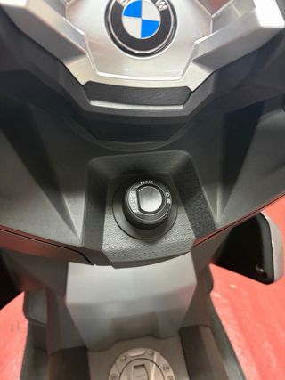 BMW C400X Gris 07/2022 Unico dueño Sin akrapovic