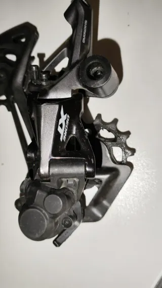 Deragliatore posteriore Shimano XT RD-M8100 12v