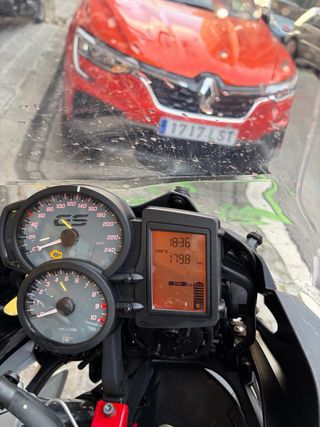 BMW F700GS  f800 gs Adventure Moto Blanca y Roja