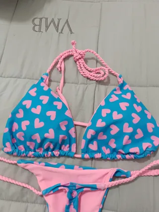 Leer bien.Bikini Tanga Corazones Azul y Rosa
