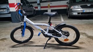 Bicicleta Infantil Btwin Blanca y Azul