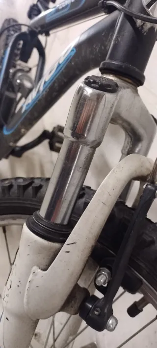 Bicicleta AVIGO Downhill 20 pulgadas