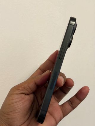 iPhone 15 Pro Negro Como Nuevo – Excelente Estado