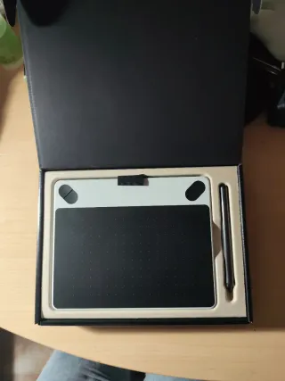 Tableta Gráfica Wacom Intuos Draw