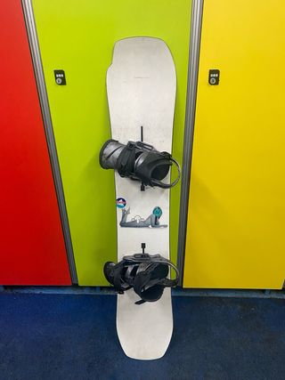 Tabla Snowboard Burton Kilroy 152 + Fijaciones