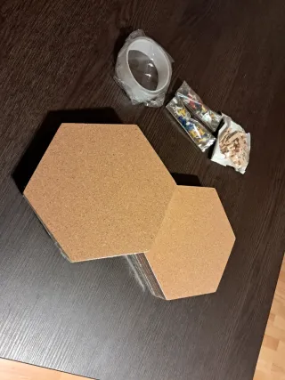 Paneles de corcho hexagonales