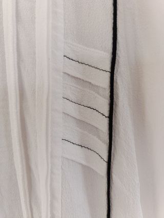 Camisa blanca blusa fluida