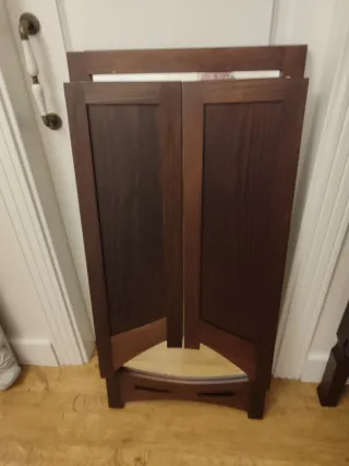 Juego Espejo y Vitrina Madera