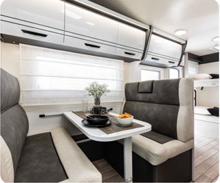 Autocaravana McLouis 320 6 plazas