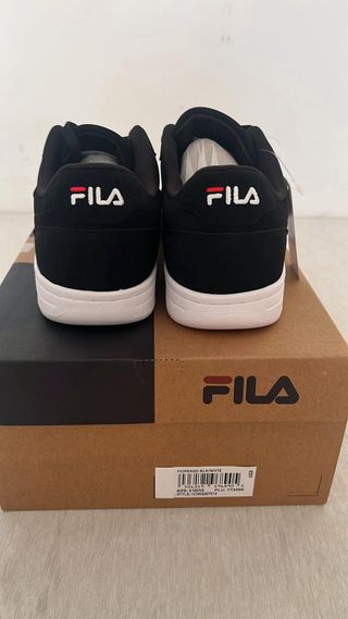 Zapatos Fila Hombre Negros y Blancos