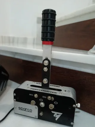 Pedales Thrustmaster Simracing PC