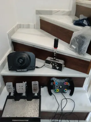 Pedales Thrustmaster Simracing PC
