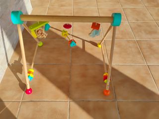 Juego de madera para bebé