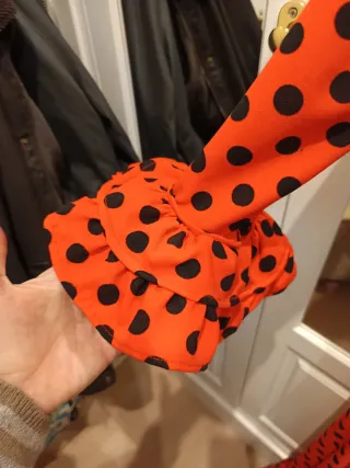 Traje Bata Flamenca Naranja Lunares Negros