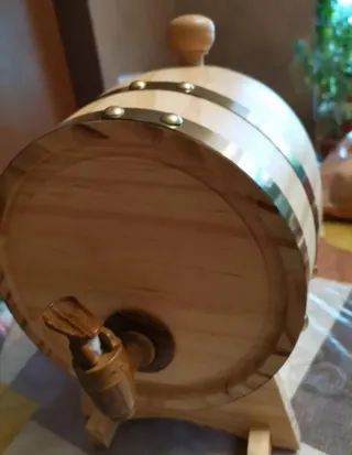 Barril Carvalho Madeira e Metal