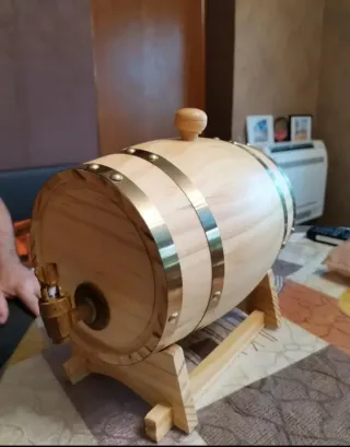 Barril Carvalho Madeira e Metal