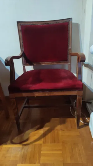 Silla butaca muy antigua señorial terciopelo Ganga