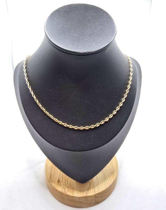 Cadena de oro de 18k. Peso: 9.99 g.