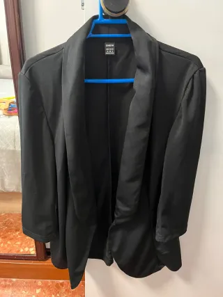 Americana SHEIN Negra Talla M