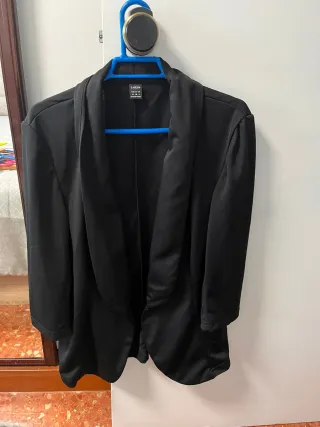 Americana SHEIN Negra Talla M