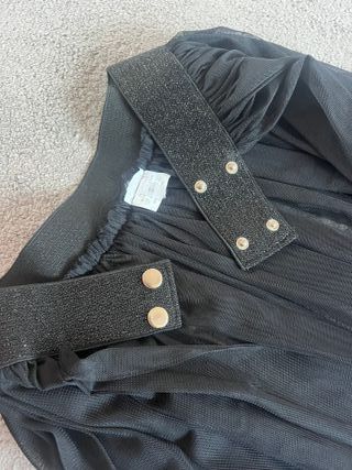 Falda larga tul negra abierta adelante