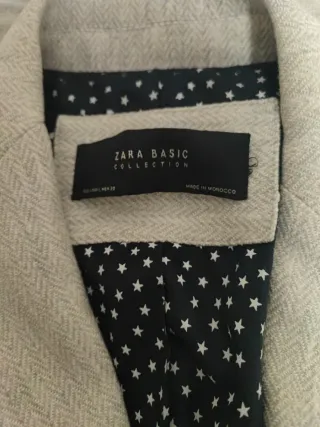 Chaqueta Zara gris elegante