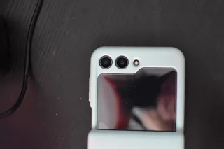 Samsung Galaxy Flip Z 5