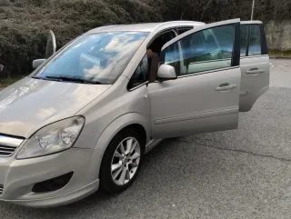 Opel Zafira 2009