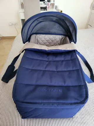 Capazo Maclaren azul/ Cuco moisés portátil