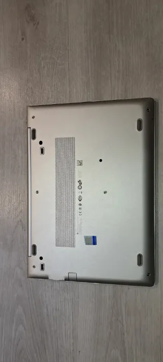 HP EliteBook 840 Ordenador Portátil Empresarial