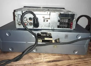 lote radio casette y reproductor 12cds jvc.leer.