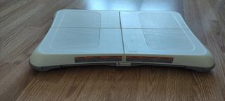 Tabla Wii Balance + Juego Wii Fit Plus