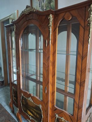 Vitrina antigua madera