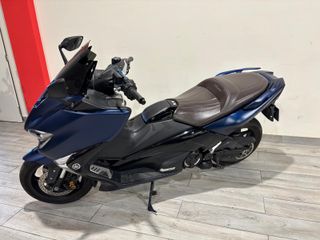 YAMAHA T-MAX 530 DX