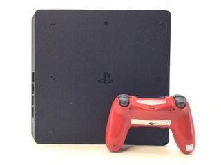 PS4 Slim 500GB Negra + Mando Rojo